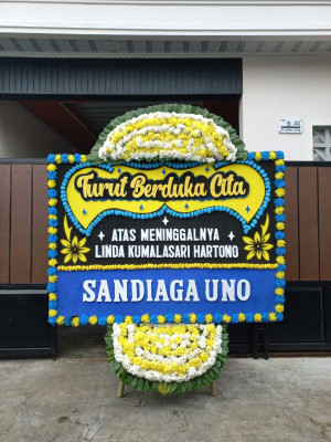 Papan Bunga Duka di Kebun Sari